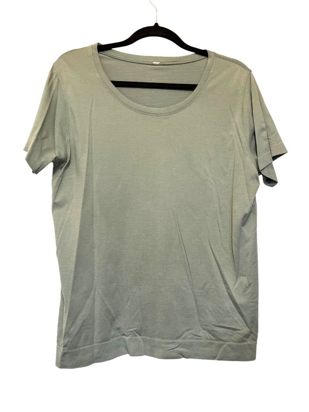 lululemon athletica Light Sage Short Sleeve Scoop Neck Tee